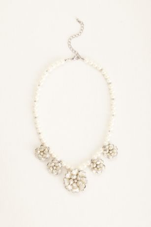 3D Flower Pearl Necklace