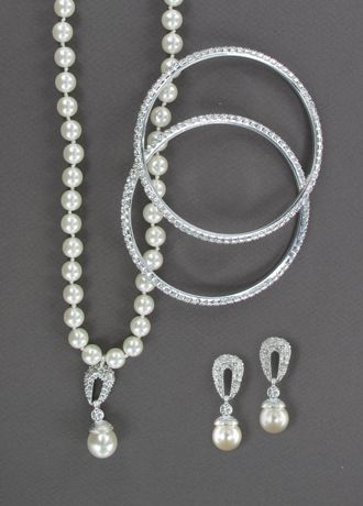 3 Piece Pearl/ Crystal Set