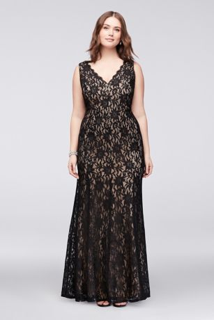 Allover Lace V-Neck Plus Size Sheath Gown