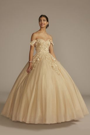 3D Floral Quince Gown with Detachable Sleeves